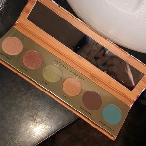 Brand New Eye Shadow Palette